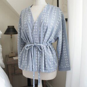 Madewell Blue Quilted Floral Jacquard Tie-Waist Shirt Blouse Size Medium